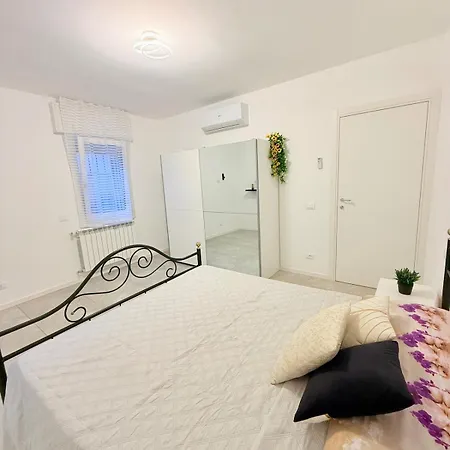Casa Antoleo - Borgo Casale Centro 4*